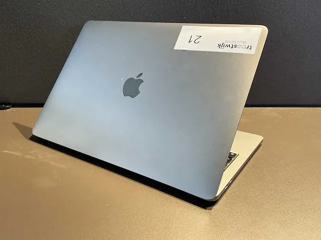Apple macbook pro 13 inch (a2338) laptop - afbeelding 4 van  6