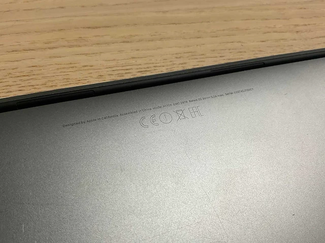 Apple macbook pro 13,1 inch laptop - afbeelding 11 van  11