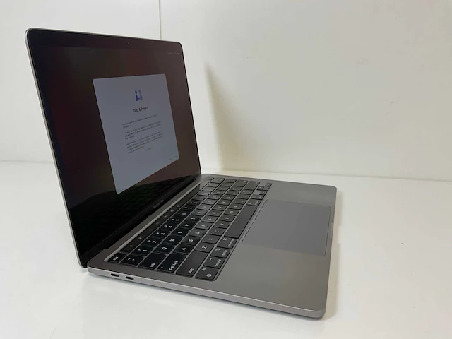 Apple macbook pro 13.3”, apple m1, 8 gb ram, 512 gb ssd laptop - afbeelding 2 van  7