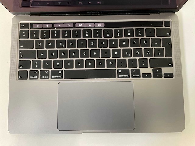 Apple macbook pro 13.3”, core(tm) i5 10th gen, 16 gb ram, 1 tb nvme laptop - afbeelding 4 van  7