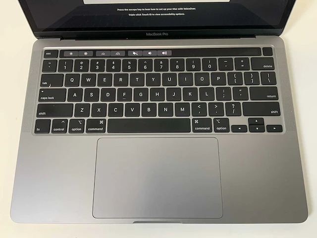 Apple macbook pro 13.3”, core(tm) i5 10th gen, 16 gb ram, 500 gb nvme laptop - afbeelding 4 van  7