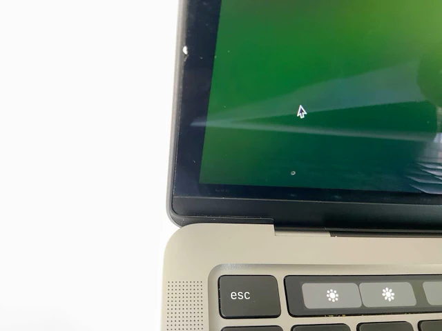 Apple macbook pro 13.3”, core(tm) i5 10th gen, 16 gb ram, 500 gb nvme laptop - afbeelding 8 van  8