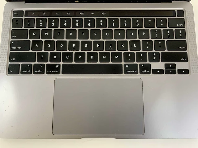 Apple macbook pro 13.3", core(tm) i5 10th gen, 16 gb ram, 500 gb nvme laptop - afbeelding 4 van  8