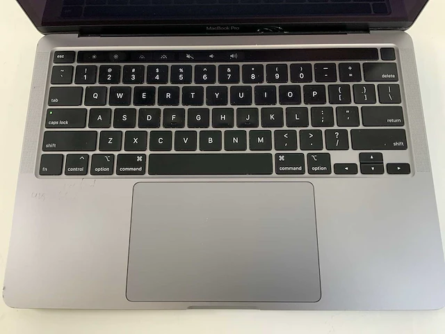 Apple macbook pro 13.3", core(tm) i5 10th gen, 16 gb ram, 500 gb nvme laptop - afbeelding 4 van  6