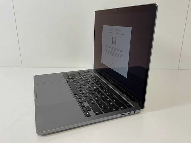 Apple macbook pro 13.3”, core(tm) i5 10th gen, 16 gb ram, 500 gb nvme laptop - afbeelding 3 van  7