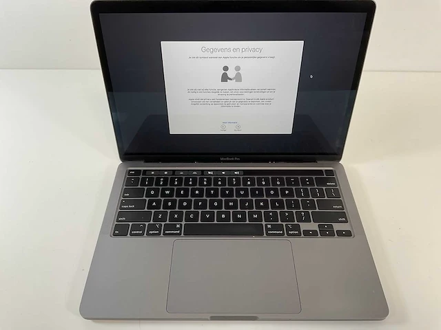 Apple macbook pro 13.3”, core(tm) i5 10th gen, 16 gb ram, 500 gb nvme laptop - afbeelding 1 van  7