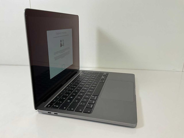 Apple macbook pro 13.3”, core(tm) i5 10th gen, 16 gb ram, 500 gb nvme laptop - afbeelding 2 van  7