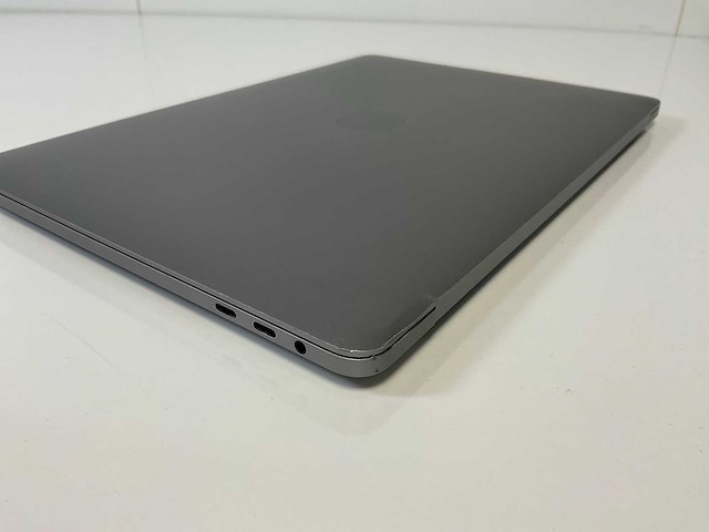 Apple macbook pro 13.3”, core(tm) i5 10th gen, 16 gb ram, 500 gb nvme laptop - afbeelding 8 van  8
