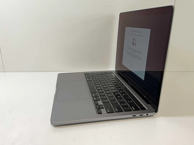 Apple macbook pro 13.3”, core(tm) i5 10th gen, 16 gb ram, 512 gb nvme laptop - afbeelding 3 van  8