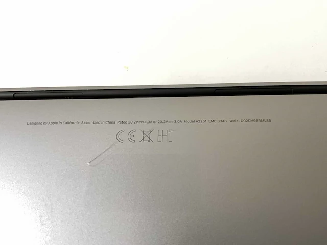 Apple macbook pro 13.3”, core(tm) i5 10th gen, 16 gb ram, 512 gb nvme laptop - afbeelding 7 van  8