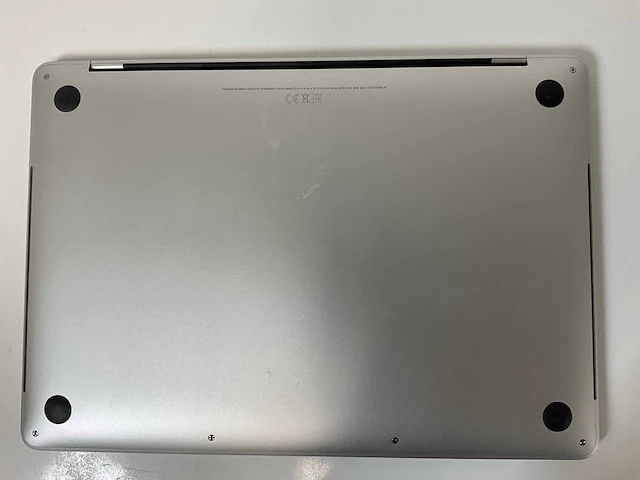 Apple macbook pro 13.3”, core(tm) i5 10th gen, 32 gb ram, 500 gb nvme laptop - afbeelding 6 van  7