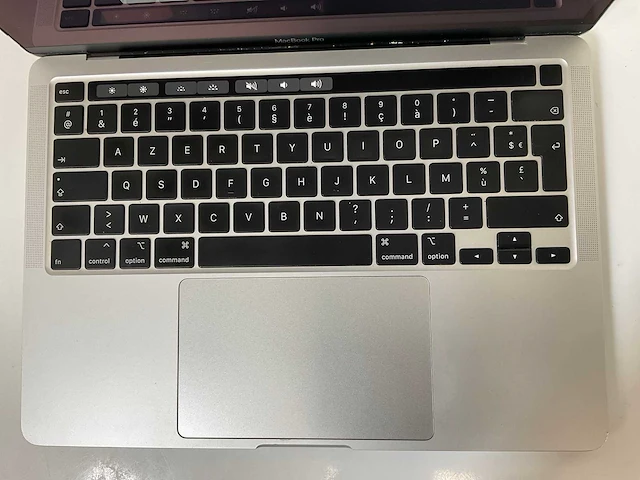 Apple macbook pro 13.3”, core(tm) i5 10th gen, 32 gb ram, 500 gb nvme laptop - afbeelding 4 van  7