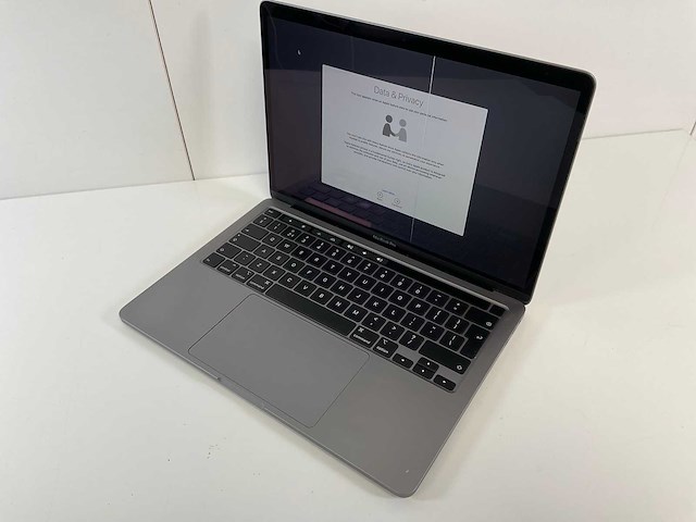 Apple macbook pro 13,3”, core(tm) i5 10th gen, 32 gb ram, 500 gb ssd laptop - afbeelding 3 van  7