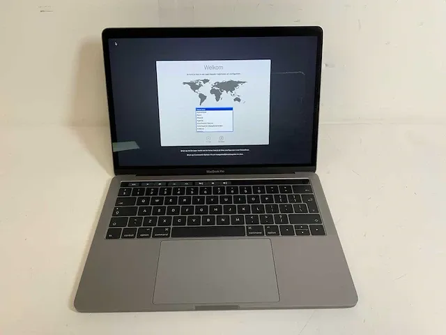 Apple macbook pro 13.3", core(tm) i5 6th gen, 16 gb ram, 500 gb nvme laptop - afbeelding 1 van  6