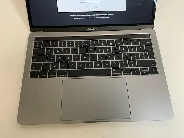 Apple macbook pro 13.3", core(tm) i5 6th gen, 16 gb ram, 500 gb nvme laptop - afbeelding 4 van  6