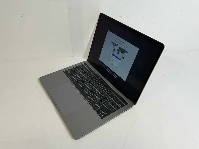 Apple macbook pro 13.3", core(tm) i5 6th gen, 16 gb ram, 500 gb nvme laptop - afbeelding 2 van  6