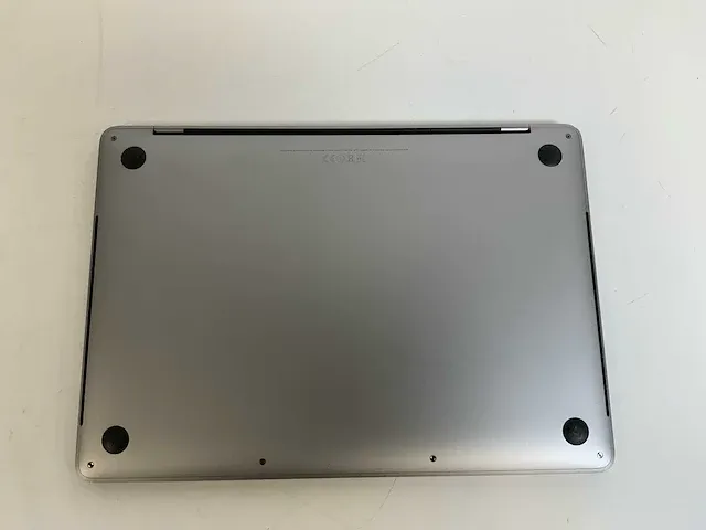 Apple macbook pro 13.3", core(tm) i5 6th gen, 16 gb ram, 500 gb nvme laptop - afbeelding 6 van  6
