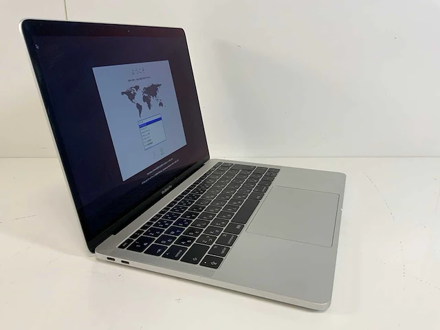 Apple macbook pro 13.3", core(tm) i5 7e generatie, 16 gb ram, 121 gb nvme laptop - afbeelding 2 van  7
