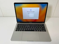 Apple macbook pro 13.3", core(tm) i5 7e generatie, 16 gb ram, 121 gb nvme laptop