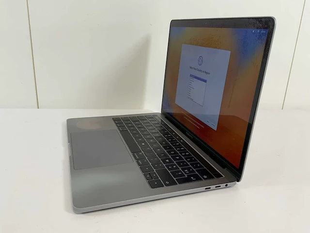 Apple macbook pro 13.3", core(tm) i5 7e generatie, 16 gb ram, 251 gb nvme-laptop - afbeelding 3 van  7