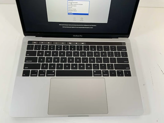 Apple macbook pro 13.3", core(tm) i5 8e generatie, 16 gb ram, 121 gb nvme laptop - afbeelding 4 van  7