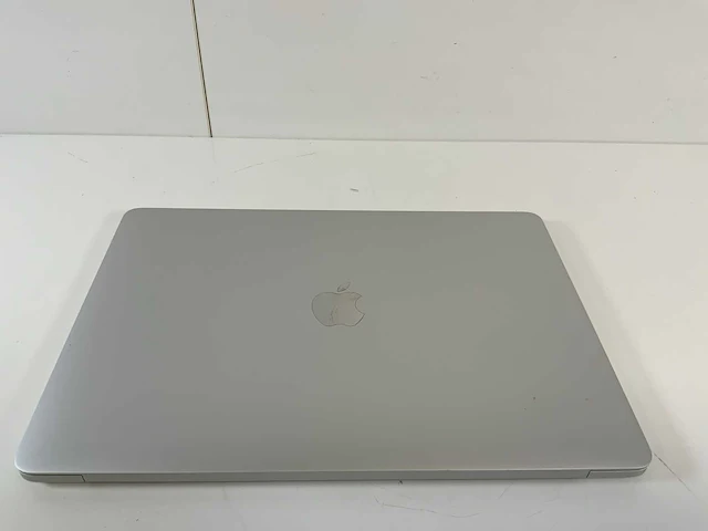 Apple macbook pro 13.3", core(tm) i5 8e generatie, 16 gb ram, 121 gb nvme laptop - afbeelding 5 van  7