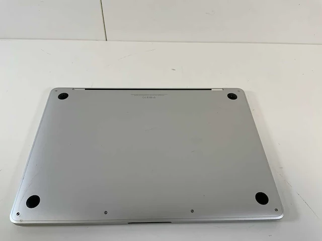 Apple macbook pro 13.3", core(tm) i5 8e generatie, 16 gb ram, 121 gb nvme laptop - afbeelding 6 van  7