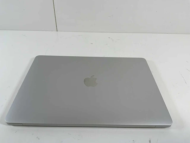 Apple macbook pro 13.3", core(tm) i5 8e generatie, 16 gb ram, 121 gb nvme laptop - afbeelding 5 van  8