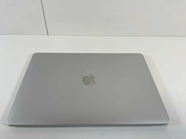 Apple macbook pro 13.3", core(tm) i5 8e generatie, 16 gb ram, 121 gb nvme laptop - afbeelding 6 van  8