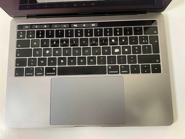 Apple macbook pro 13.3”, core(tm) i5 8th gen, 16 gb ram, 251 gb nvme laptop - afbeelding 4 van  7
