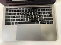 Apple macbook pro 13.3”, core(tm) i5 8th gen, 16 gb ram, 251 gb nvme laptop - afbeelding 4 van  7