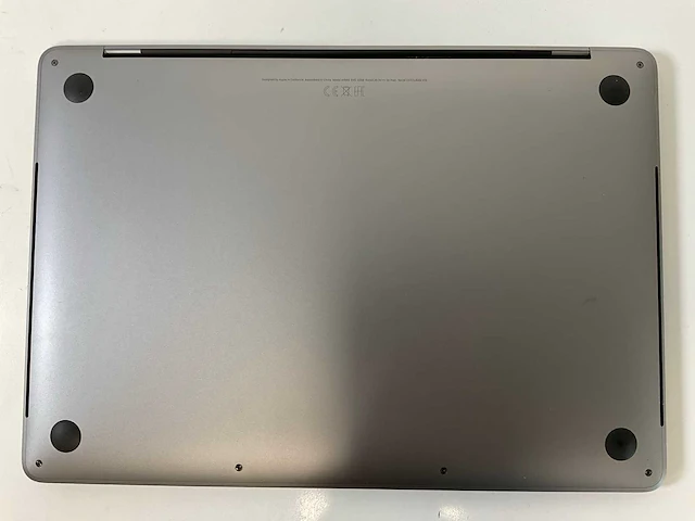 Apple macbook pro 13.3”, core(tm) i5 8th gen, 16 gb ram, 251 gb nvme laptop - afbeelding 6 van  7