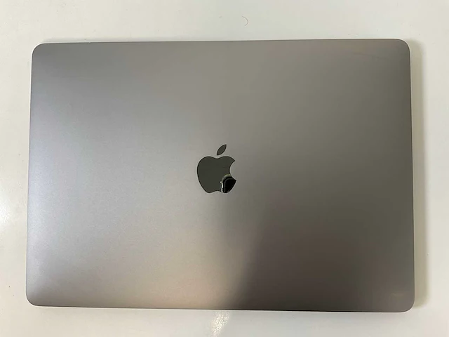 Apple macbook pro 13.3”, core(tm) i5 8th gen, 16 gb ram, 251 gb nvme laptop - afbeelding 5 van  7