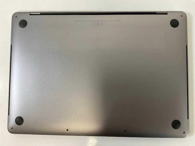 Apple macbook pro 13.3”, core(tm) i5 8th gen, 16 gb ram, 251 gb nvme laptop - afbeelding 6 van  7