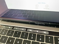 Apple macbook pro 13.3”, core(tm) i5 8th gen, 16 gb ram, 251 gb nvme laptop - afbeelding 5 van  8