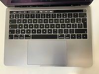 Apple macbook pro 13.3”, core(tm) i5 8th gen, 16 gb ram, 251 gb nvme laptop - afbeelding 4 van  7