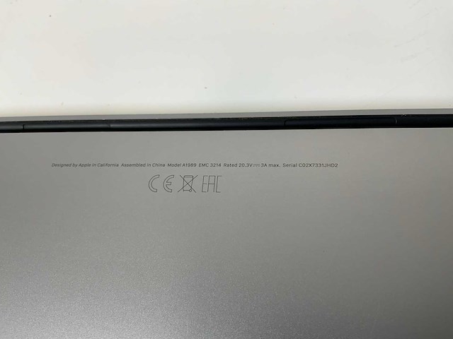 Apple macbook pro 13.3”, core(tm) i5 8th gen, 16 gb ram, 251 gb nvme laptop - afbeelding 7 van  7