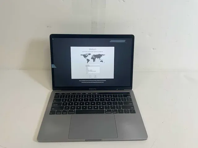 Apple macbook pro 13.3", core(tm) i5 8th gen, 8 gb ram, 251 gb nvme laptop - afbeelding 3 van  7