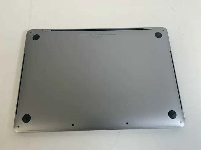 Apple macbook pro 13.3", core(tm) i5 8th gen, 8 gb ram, 251 gb nvme laptop - afbeelding 7 van  7