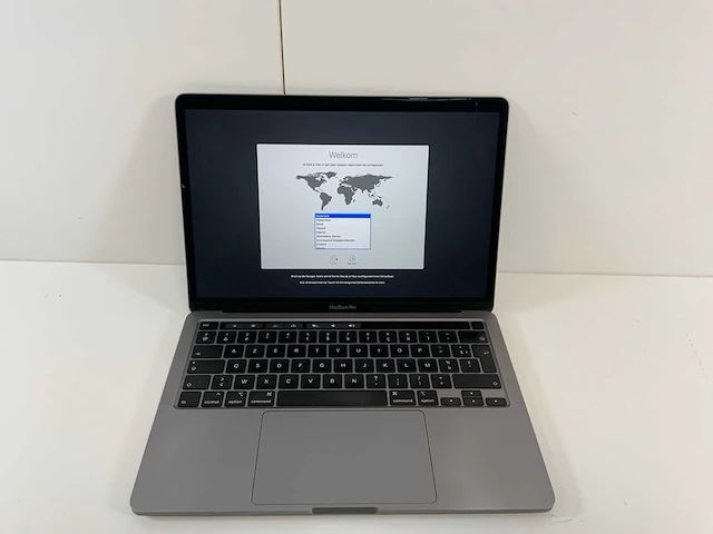 Apple macbook pro 13.3", core(tm) i5 8th gen, 8 gb ram, 251 gb nvme laptop - afbeelding 1 van  7