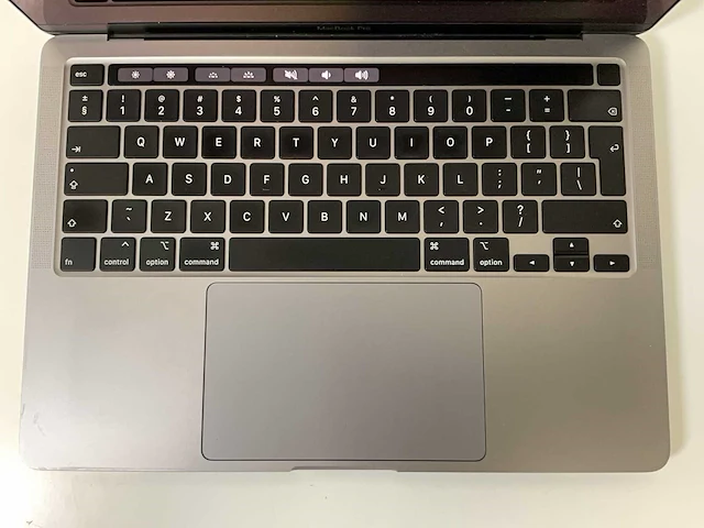 Apple macbook pro 13.3”, core(tm) i7 10th gen, 16 gb ram, 1 tb nvme laptop - afbeelding 4 van  7
