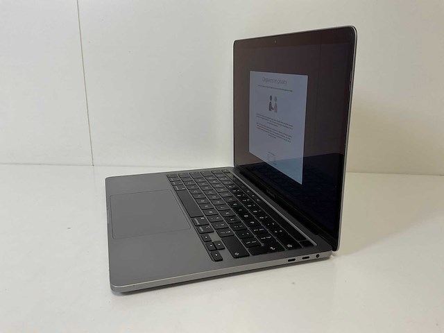 Apple macbook pro 13.3”, core(tm) i7 10th gen, 16 gb ram, 1 tb nvme laptop - afbeelding 3 van  7
