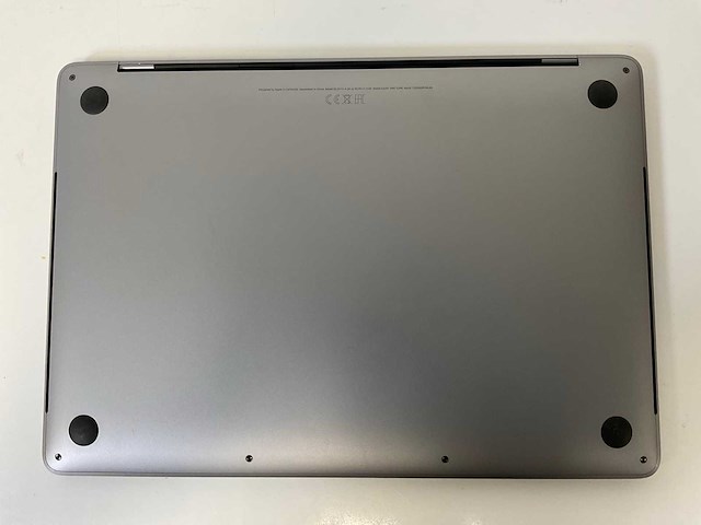 Apple macbook pro 13.3”, core(tm) i7 10th gen, 16 gb ram, 1 tb nvme laptop - afbeelding 6 van  7