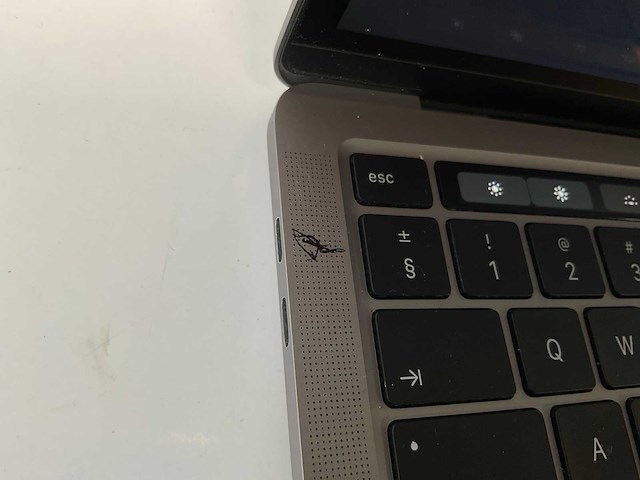 Apple macbook pro 13.3”, core(tm) i7 10th gen, 16 gb ram, 1 tb nvme laptop - afbeelding 10 van  10