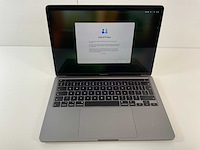 Apple macbook pro 13,3”, core(tm) i7 10th gen, 16 gb ram, 1 tb nvme laptop - afbeelding 1 van  7