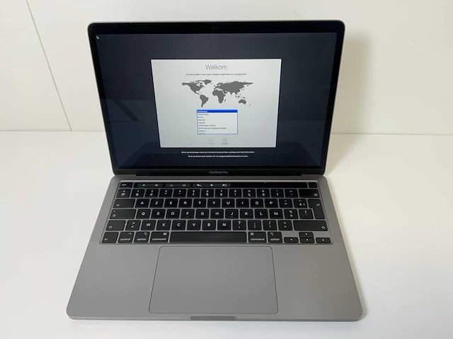 Apple macbook pro 13.3”, core(tm) i7 10th gen, 16 gb ram, 500 gb nvme laptop - afbeelding 1 van  8