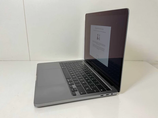 Apple macbook pro 13.3”, core(tm) i7 10th gen, 16 gb ram, 500 gb nvme laptop - afbeelding 3 van  8