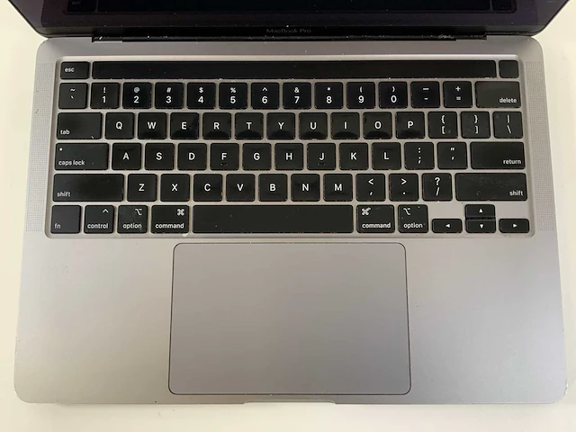 Apple macbook pro 13.3", core(tm) i7 10th gen, 16 gb ram, 500 gb nvme laptop - afbeelding 4 van  7