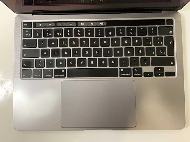 Apple macbook pro 13.3”, core(tm) i7 10th gen, 16 gb ram, 500 gb nvme laptop - afbeelding 4 van  7