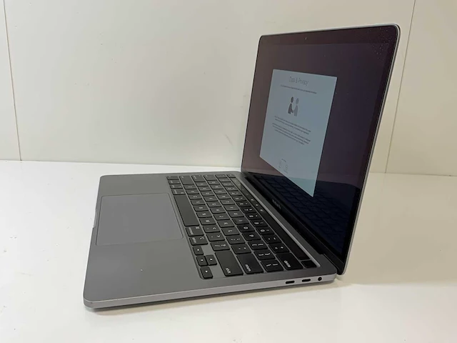 Apple macbook pro 13.3”, core(tm) i7 10th gen, 16 gb ram, 500 gb nvme laptop - afbeelding 3 van  7